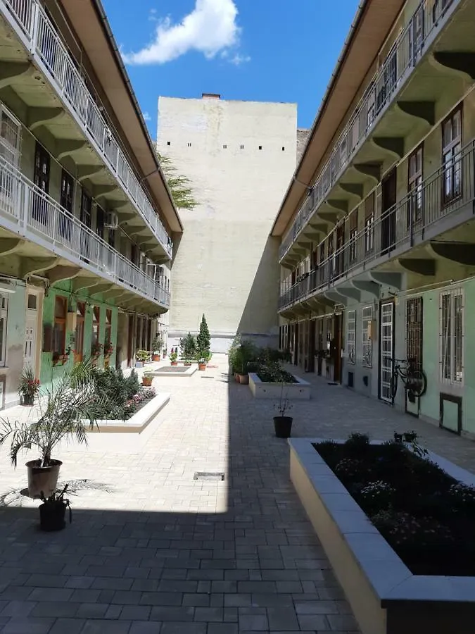 בודפשט Csengery Street Apartment