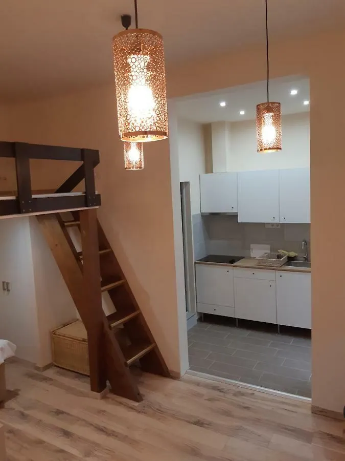 Csengery Street Apartment Budapest
