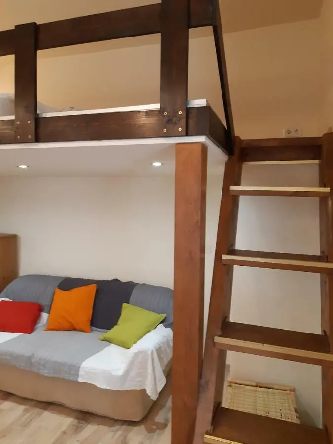 Csengery Street Apartment Budapest Hungary