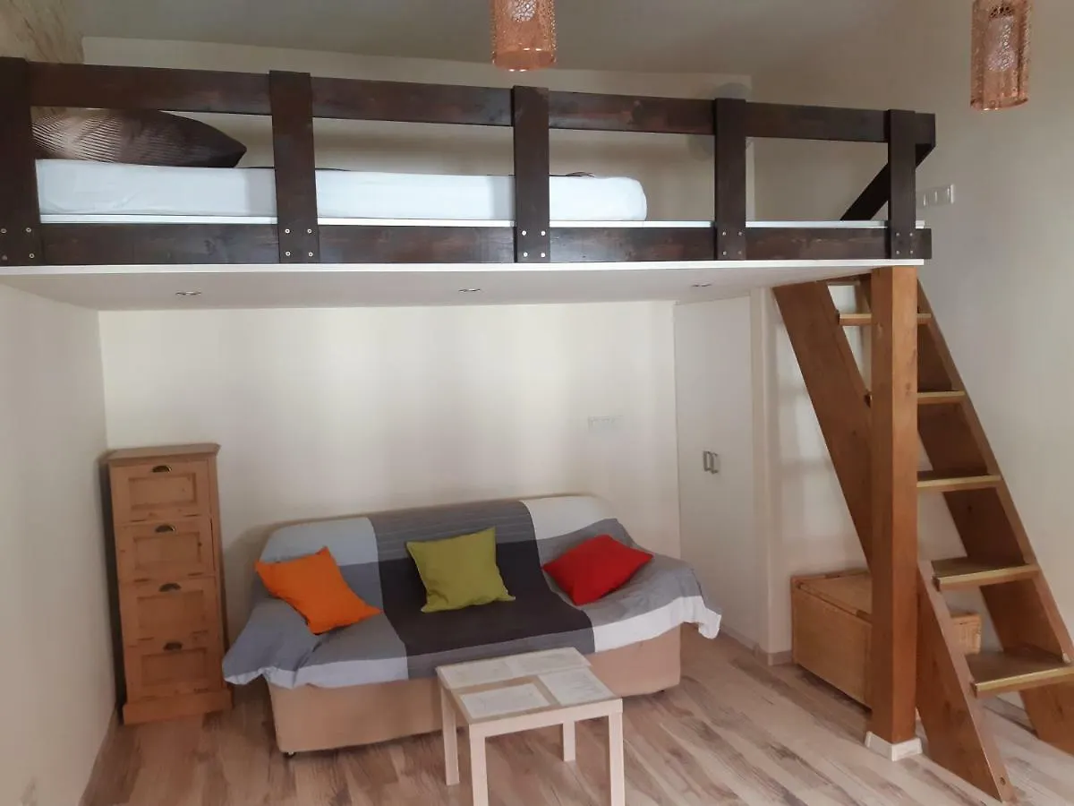 Csengery Street Apartment Budapest